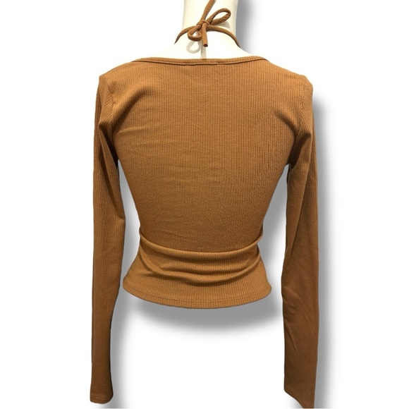 191 Forever 21 | Mexico EUC Rust Ribbed Cutout Long Sleeves Top (Size S) - Picture 3 of 9